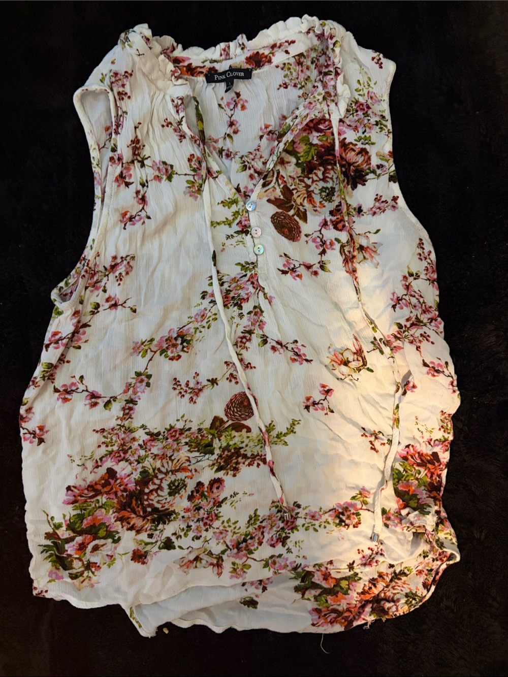 White Floral Sleeveless Blouse